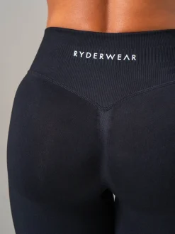 Women Ryderwear Boost|Invisible Scrunch | Boot eae egging
