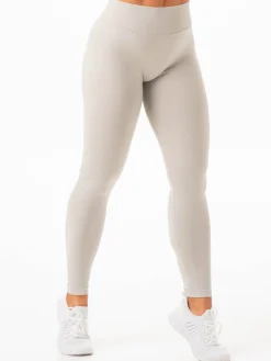 Women Ryderwear Boost|Invisible Scrunch | Boot V Back egging