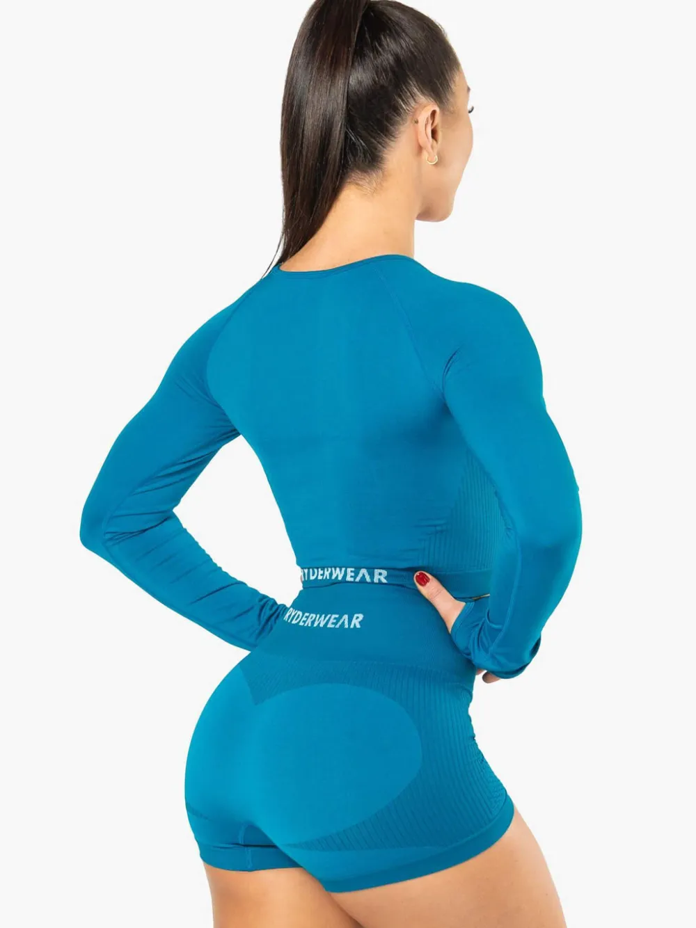 Women Ryderwear Tops|Womens Seamless | Eectra eae ong eeve Crop Top