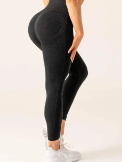 Women Ryderwear Leggings|Invisible Scrunch | Evove eae egging