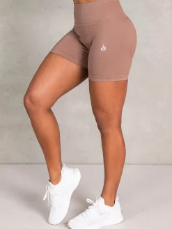 Women Ryderwear Gym Shorts|Invisible Scrunch | ift BB crunch eae hort