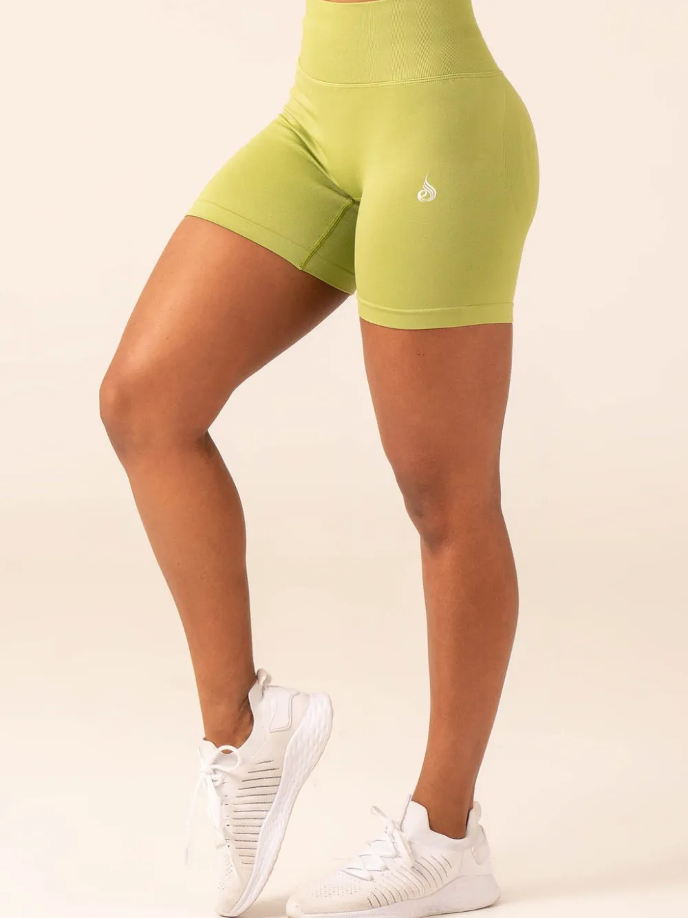Women Ryderwear Womens Seamless|Invisible Scrunch | ift BB crunch eae hort