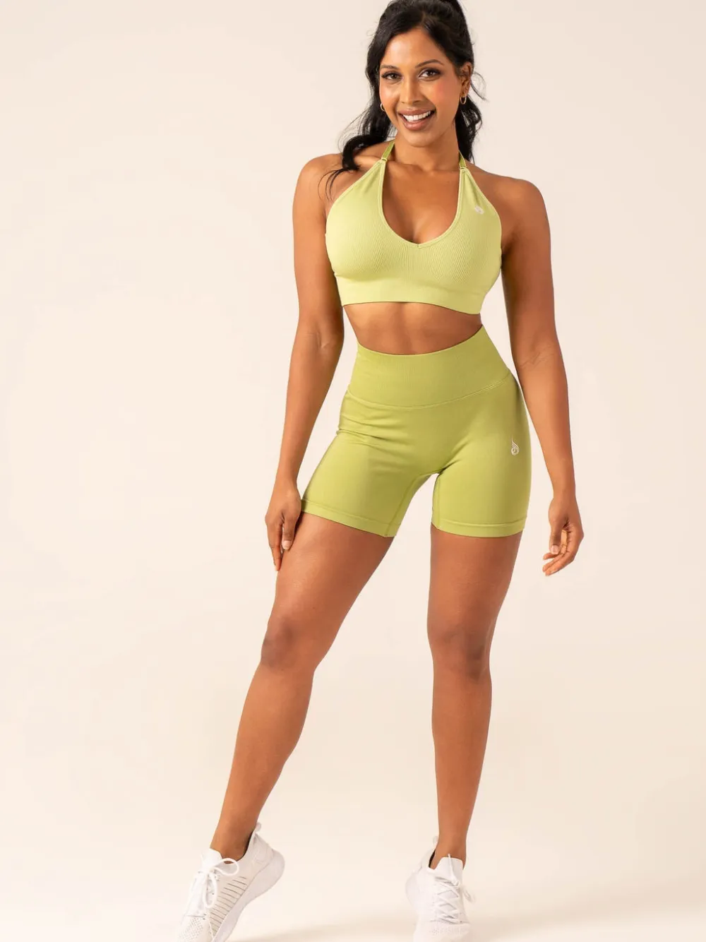 Women Ryderwear Womens Seamless|Invisible Scrunch | ift BB crunch eae hort