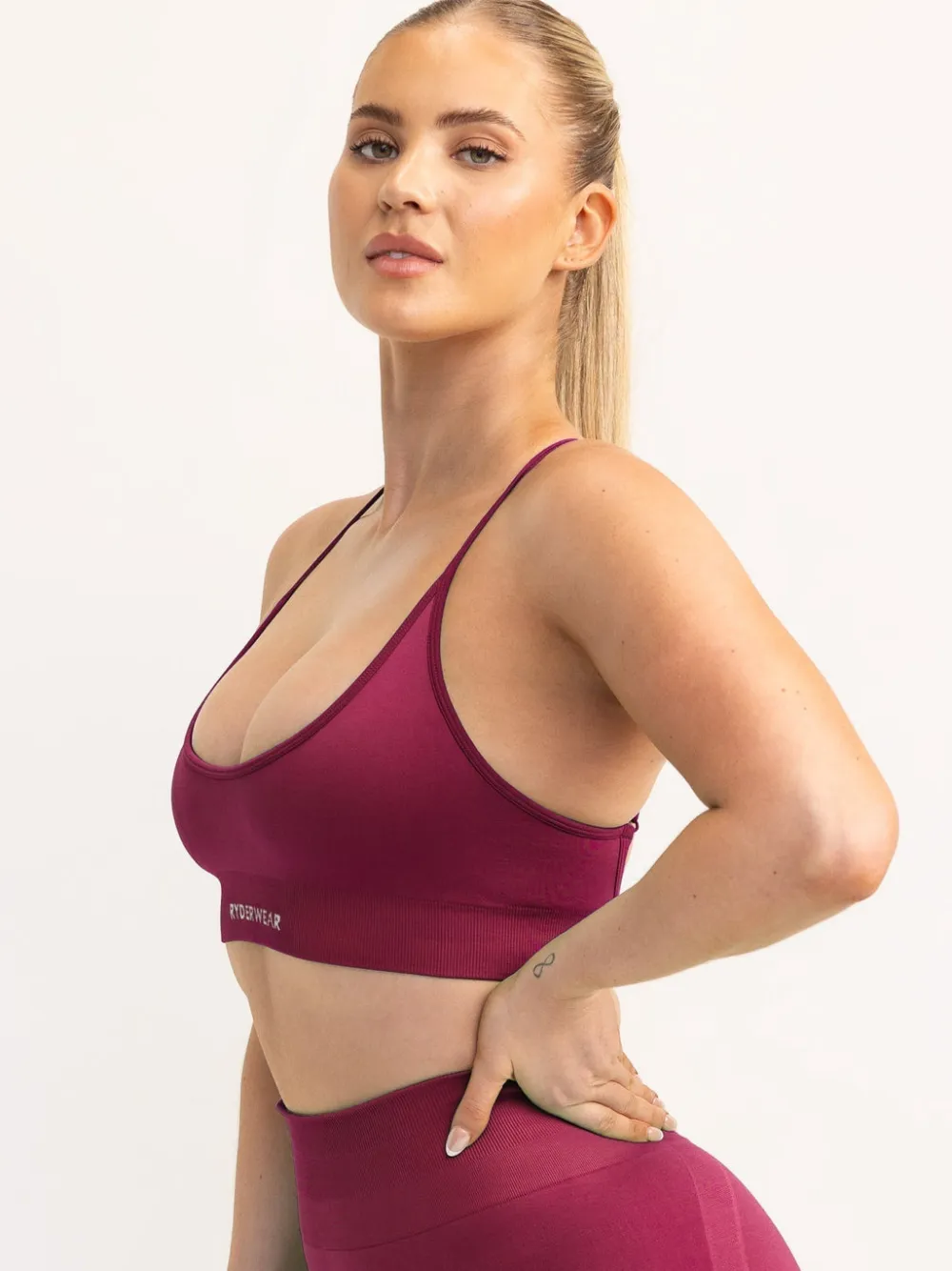 Women Ryderwear Lift Seamless|Sports Bras | ift 2.0 eae port Bra