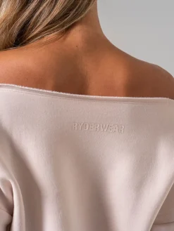 Women Ryderwear Tops|Jackets & Sweaters | Off The houder weater